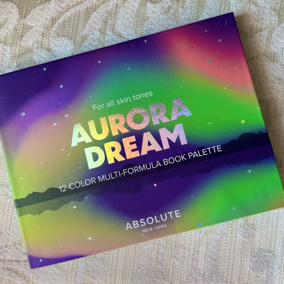Aurora Dream Eyeshadow Pallet | Absolute New York Makeup | glitter eyeshadow - Picture 3 of 7